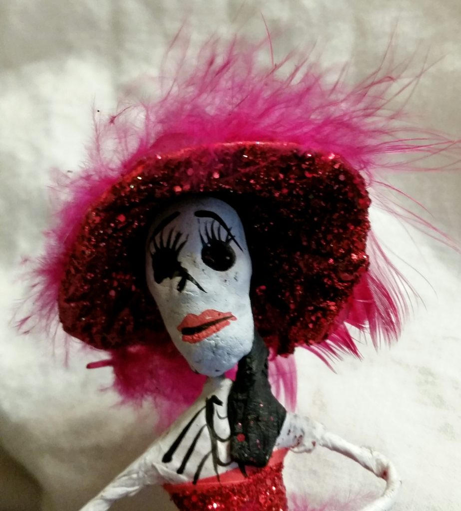 Catrina (day Of The Dead Figurine) Red - Z Fabrique